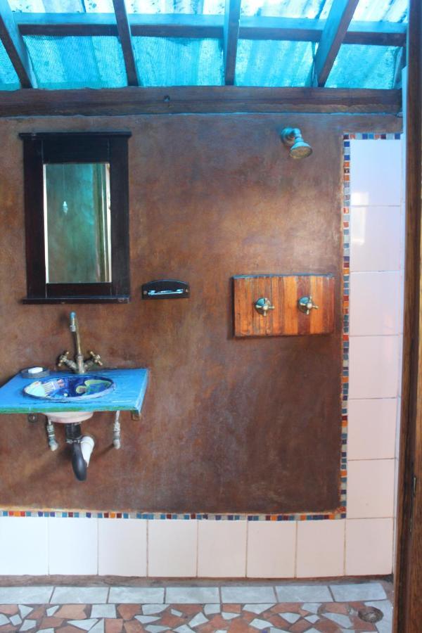 Delicious Monster Accommodation Port Saint Johnʼs المظهر الخارجي الصورة